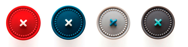 Colgadores con forma de botón de colores