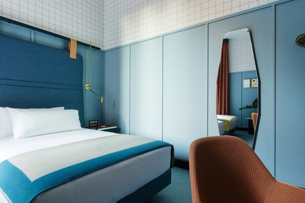 Hotel Room Mate Giulia, diseñao por Patricia Urquiola