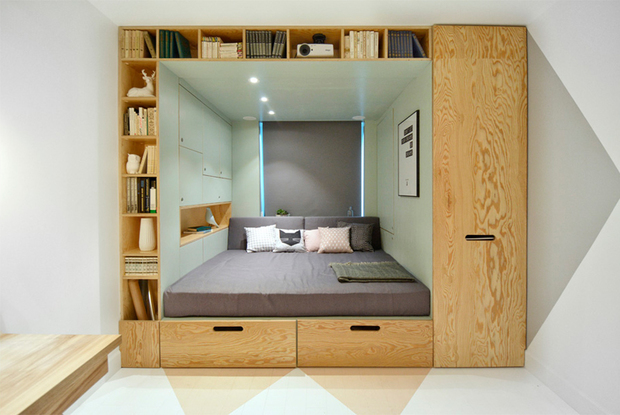 Habitación juvenil modular en 14 m2 en una caja de madera