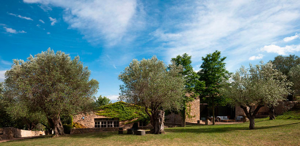 Un casa de campo en el Ampurdán, Girona, por Rifé Design
