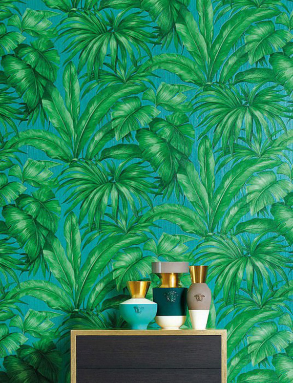Papel pintado vinílico para baños de Papeles de los 70 con hojas tropicales