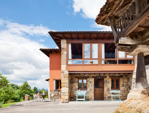 Viviendas rurales en Asturias Las casitas del Viajero: fachada de la Casita Luis
