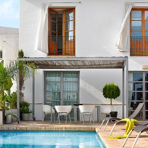 Hoteles y casas rurales