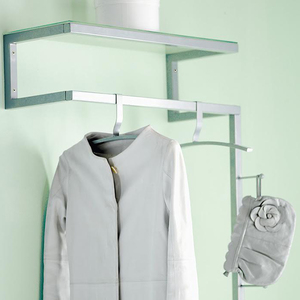 Percheros y colgadores