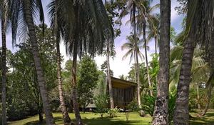casa-de-madera-en-la-costa-atlantica-tropical.jpg