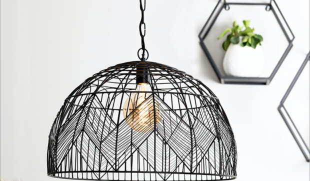 Cómo decorar una casa con lámparas de techo esculturales