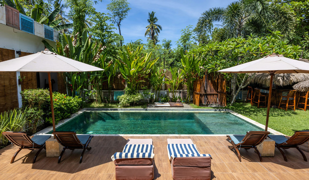 Pon a punto tu piscina este verano y disfruta de tu jardín