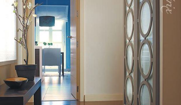 Armarios para separar el recibidor del salón