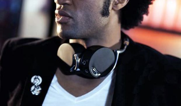 Auriculares Zik diseñados por Philippe Starck