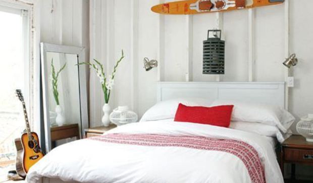 Casita de madera prefabricada convertida en cabaña de vaciones