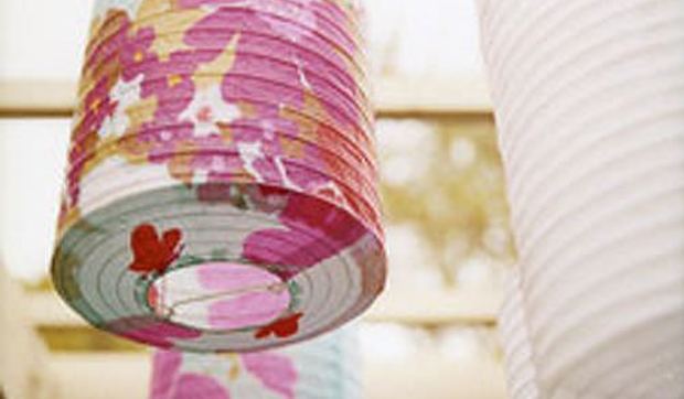 Paquete De 15 Uds. De Farolillos De Papel Y Bolas De Po... | Envío gratis