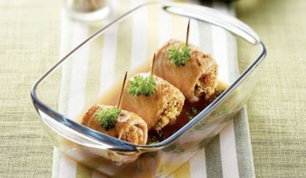 Filetes de pavo enrollados con frutos secos