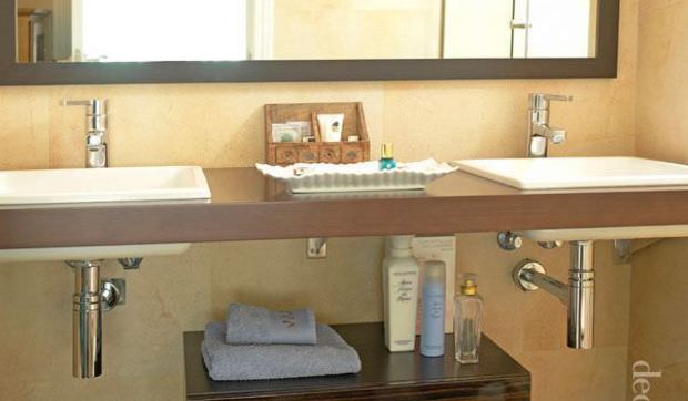 Seis ideas para renovar un cuarto de baño pequeño