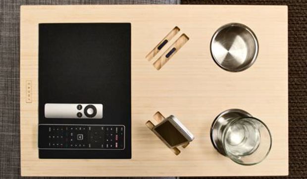 Mesa auxiliar Caddy, para no moverte del sofá