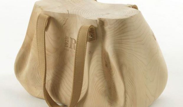 Mondana, un bolso de madera para decorar cualquier rincón de la casa