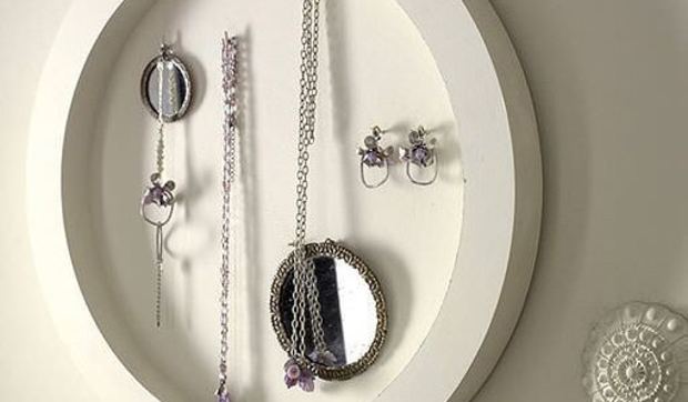 Organizar la bisutería en un trix