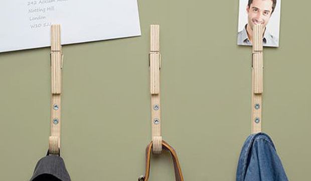Pinzas de la ropa convertidas en perchas de pared