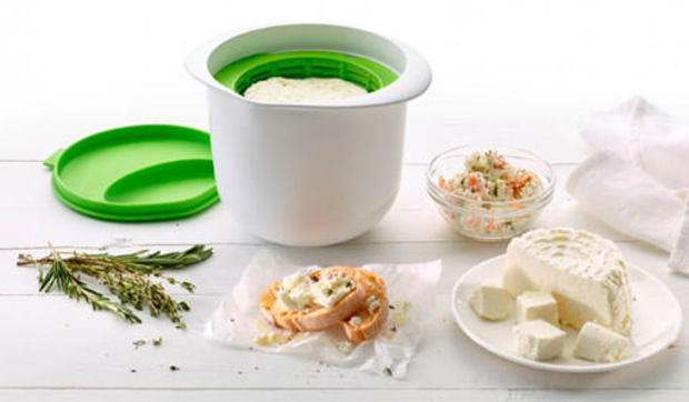 Queso fresco natural hecho en casa en unos minutos y en el microondas