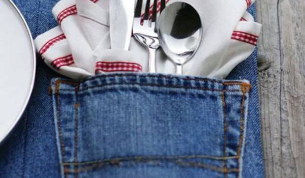 Reciclar vaqueros viejos: cuatro ideas para hacer en un trix