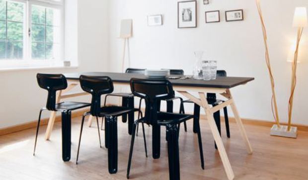 Silla de aluminio Pressed, creada en una sola pieza.