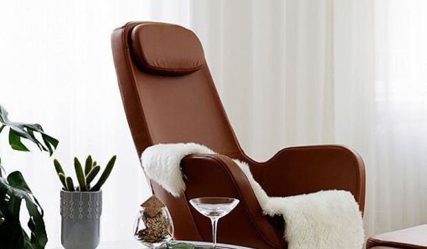 Un sillón giratorio para la zona de estar