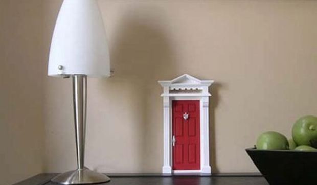 Una puerta especial para el Ratoncito Pérez